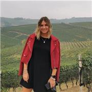 Diplomata al Liceo scientifico e laureata presso l’Università degli Studi di Genova, sono una ragazza giovane, dinamica, con tanta voglia di fare, molto organizzata, e al tempo stesso dotata di flessibilità, affronto il lavoro con estrema curiosità ed ape